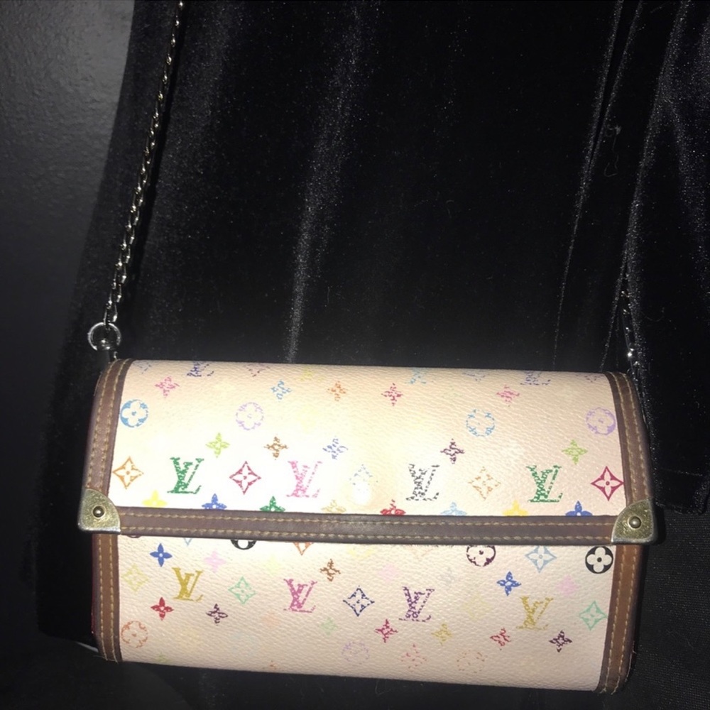 Authentic Louis Vuitton Wallet on Chain❇️SOLD❇️ - Picture 2 of 8